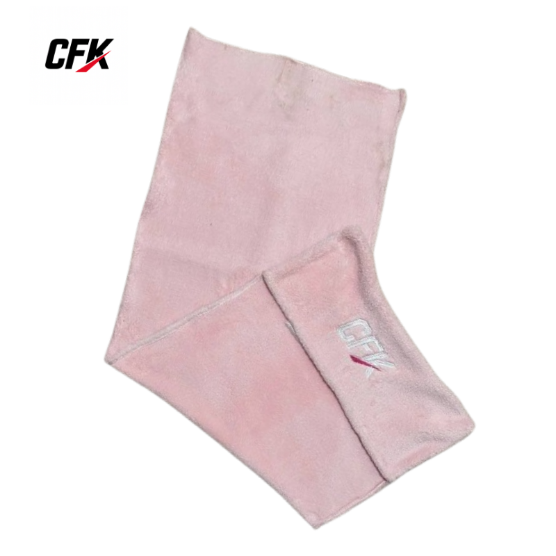 منشفة رياضية مضادة للبكتيريا 🤢خفيفة و تجف بسرعة مع جيب للهاتف💪