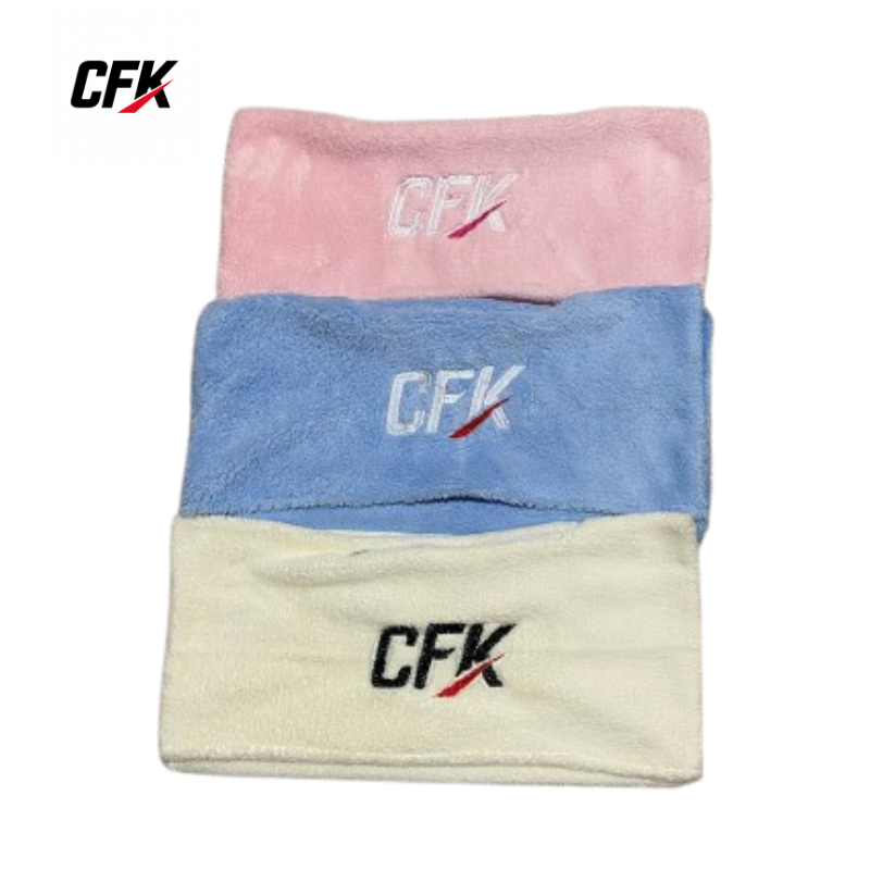 منشفة رياضية مضادة للبكتيريا 🤢خفيفة و تجف بسرعة مع جيب للهاتف💪